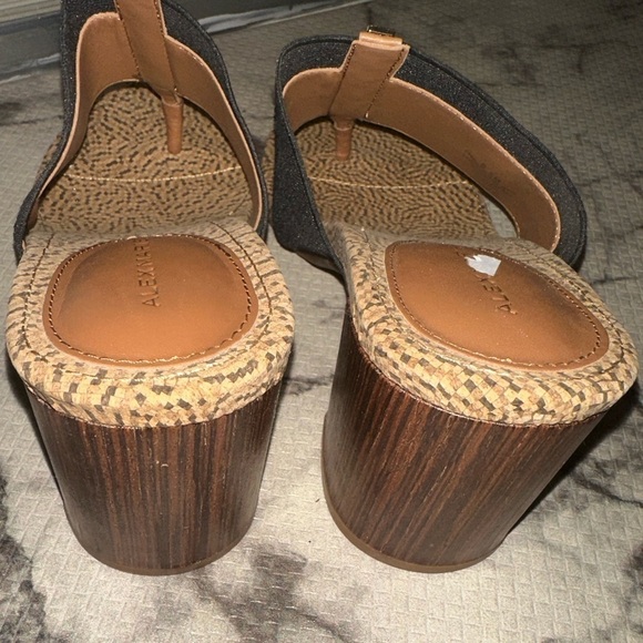 NWOT Alex Marie brown black boho thong block heel sandals 8.5 - Picture 4 of 7